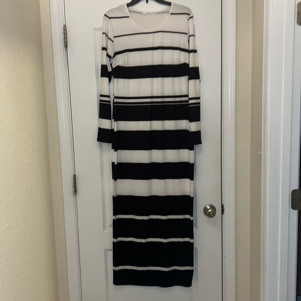 Maxie Dress